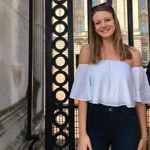 Meet your Posher, Margaux